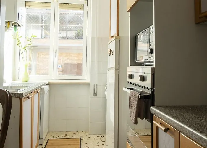 Appartement The Flat- Private Parking & Direct Bus To Vatican Rome